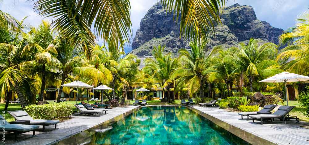 hotel-img